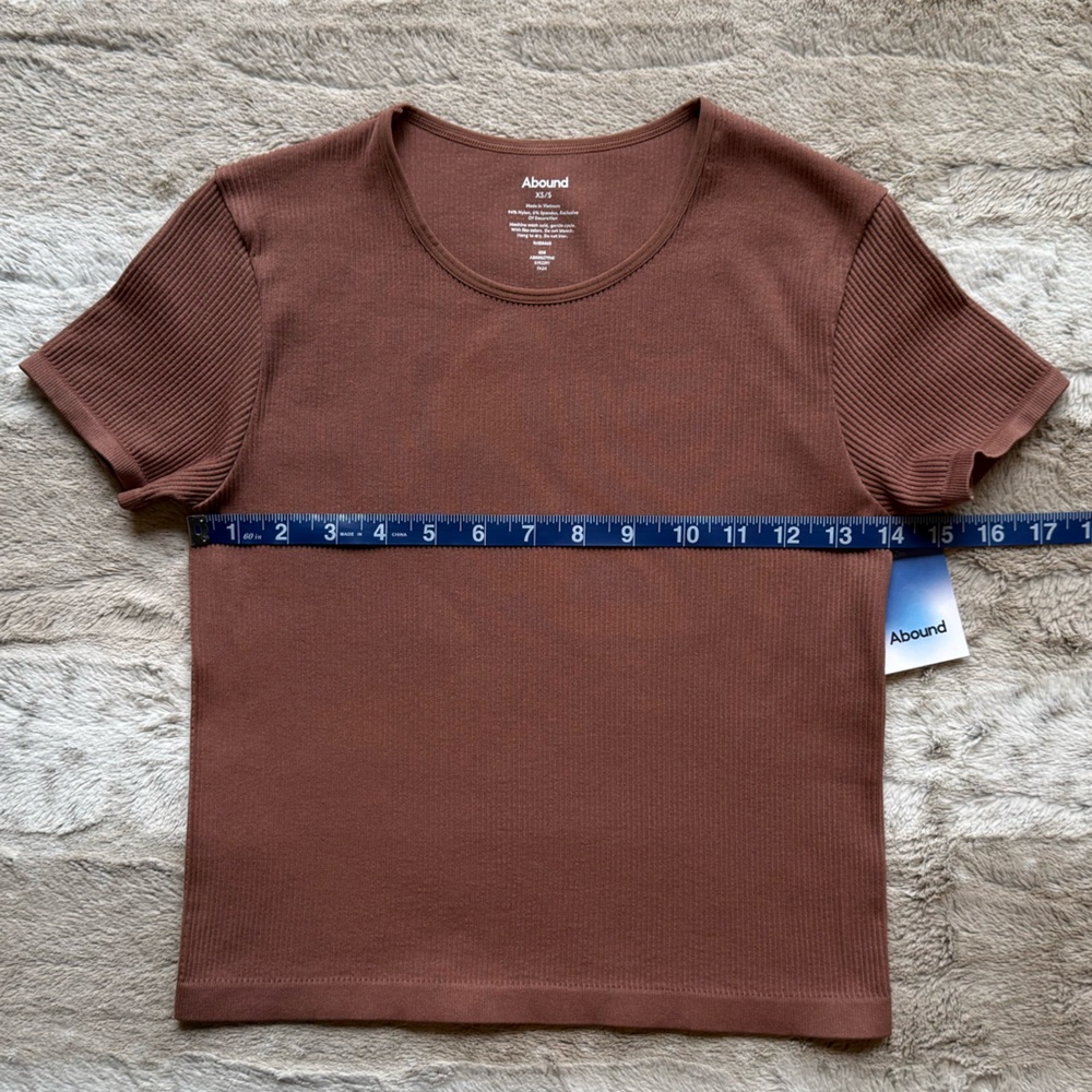 Abound Women's Ribbed Knit Cropped Short Sleeve Top in Brown Size XS\S - Picture 3 of 5